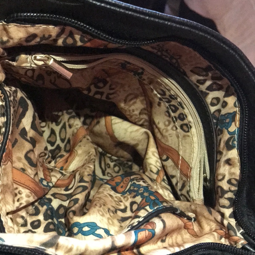 Purses - Picture 7 of 7